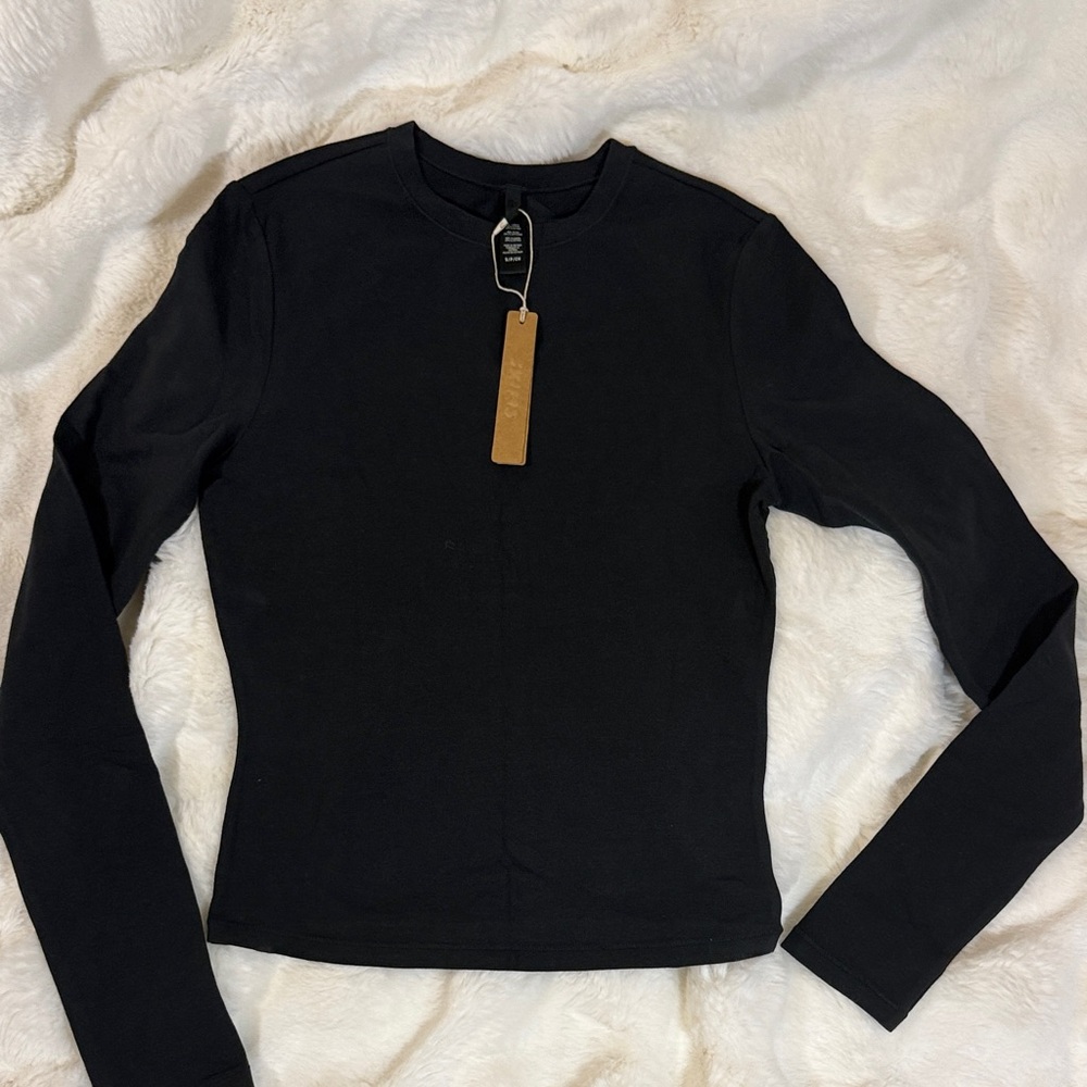 SKIMS Black Long Sleeve Tee